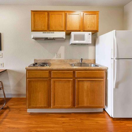 Extended Stay America Select Suites - Cleveland - Airport المظهر الخارجي الصورة